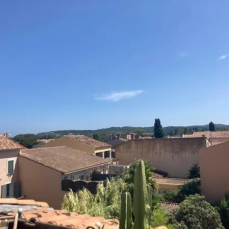 2 Dans Le Centre De Cogolin